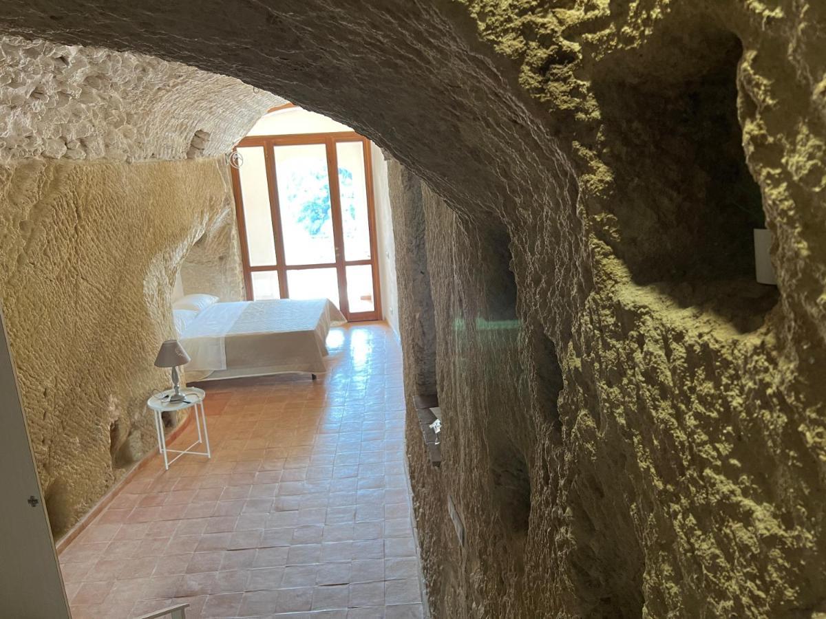 La Rupe Apartments Tropea Exterior photo