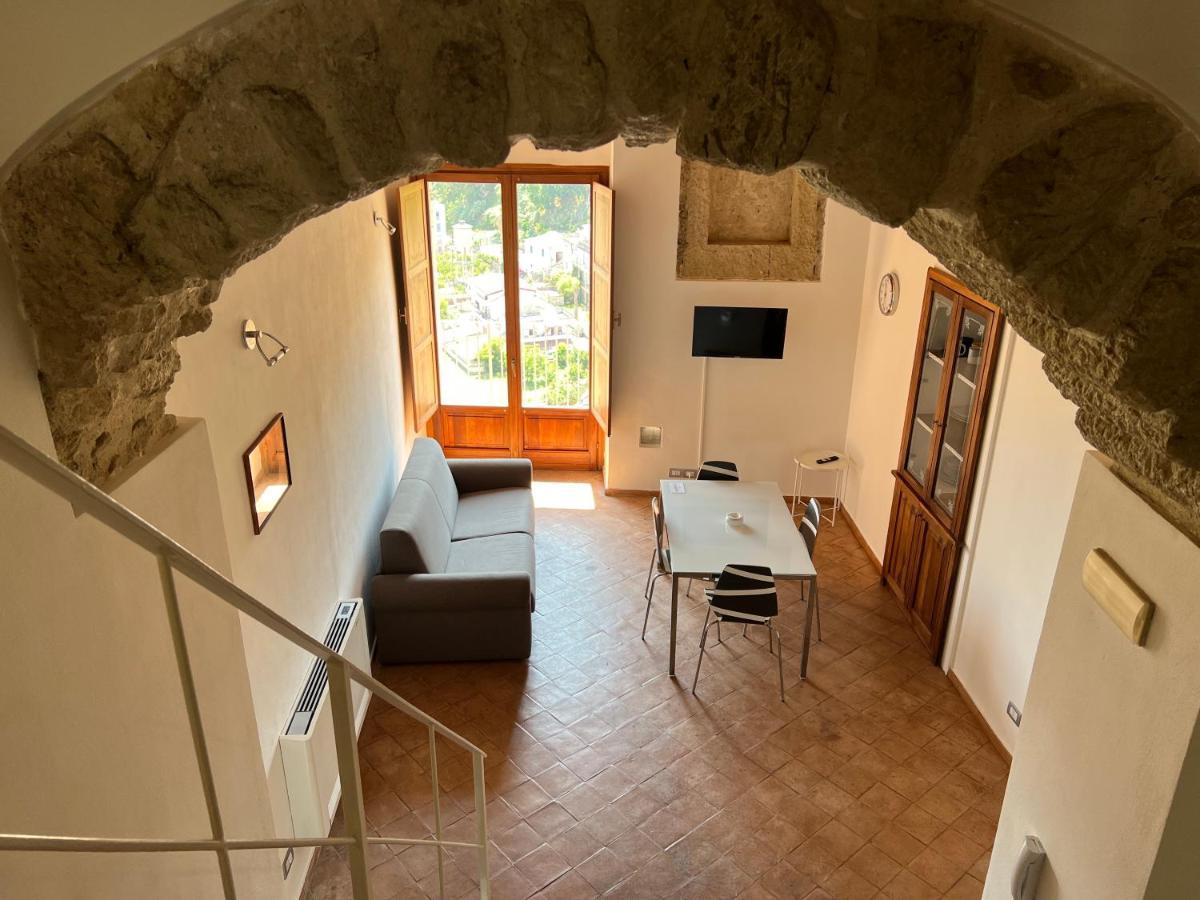La Rupe Apartments Tropea Exterior photo