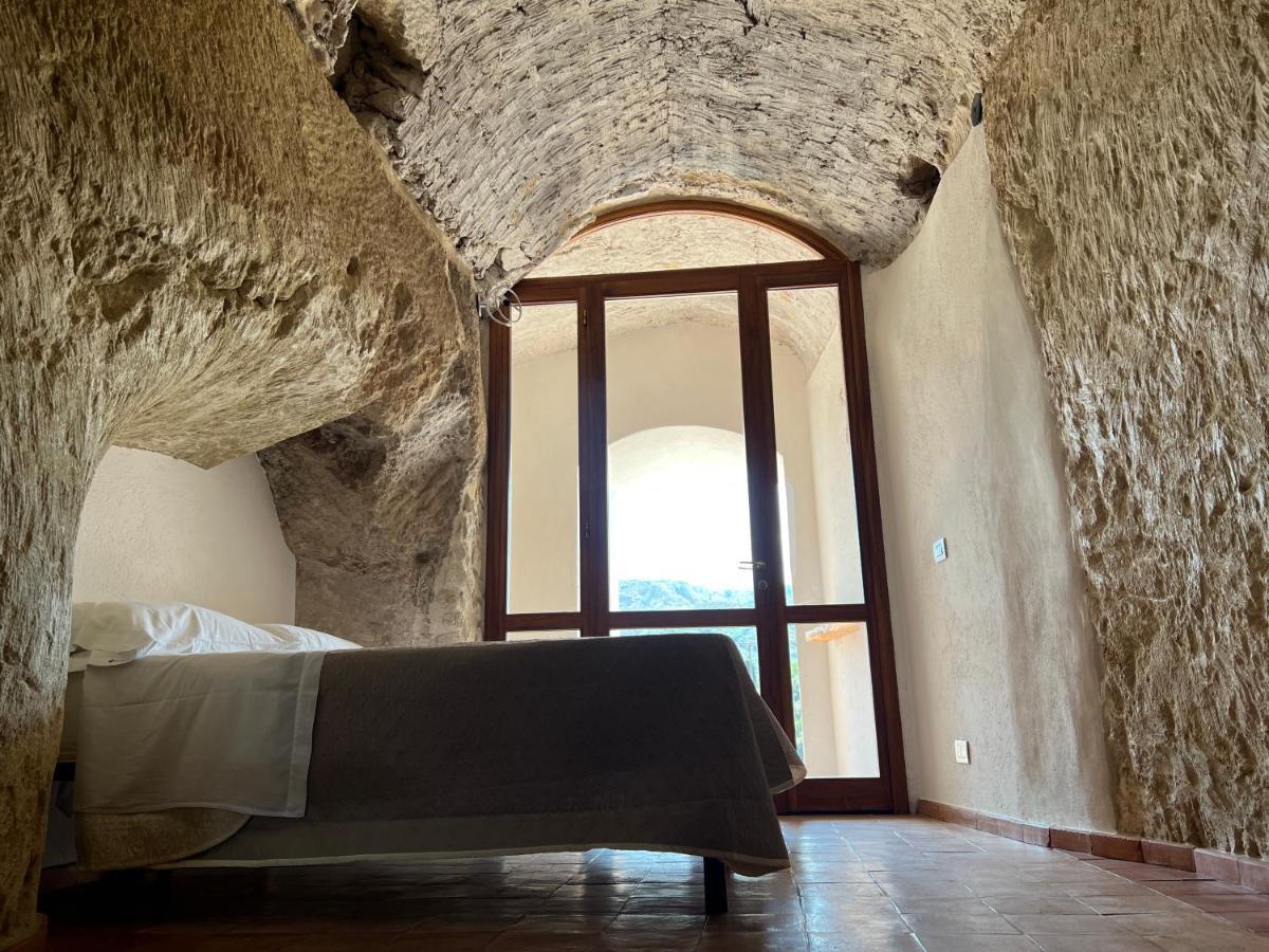 La Rupe Apartments Tropea Exterior photo